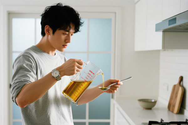 0aa00c4543a334bd1175c89d2ba8882f